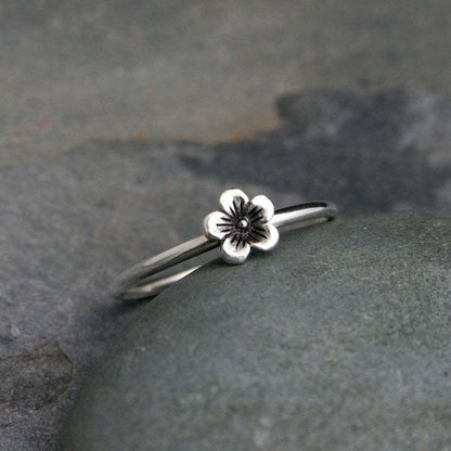Stunning Silver Ring for Daily Wear