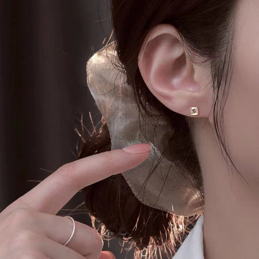 Classic Earring with Timeless Appeal