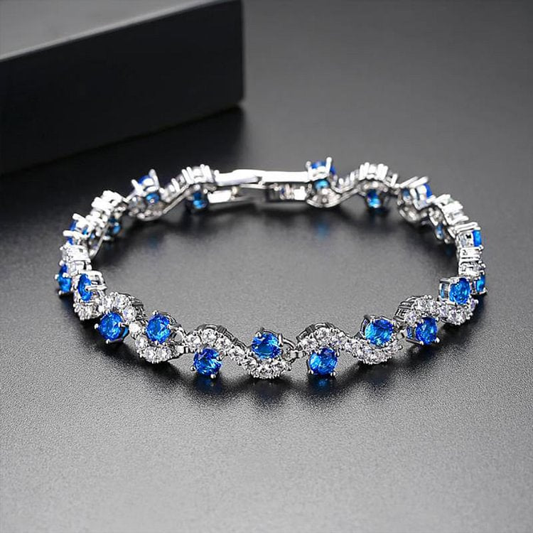 Beautiful Bracelet with Unique Style