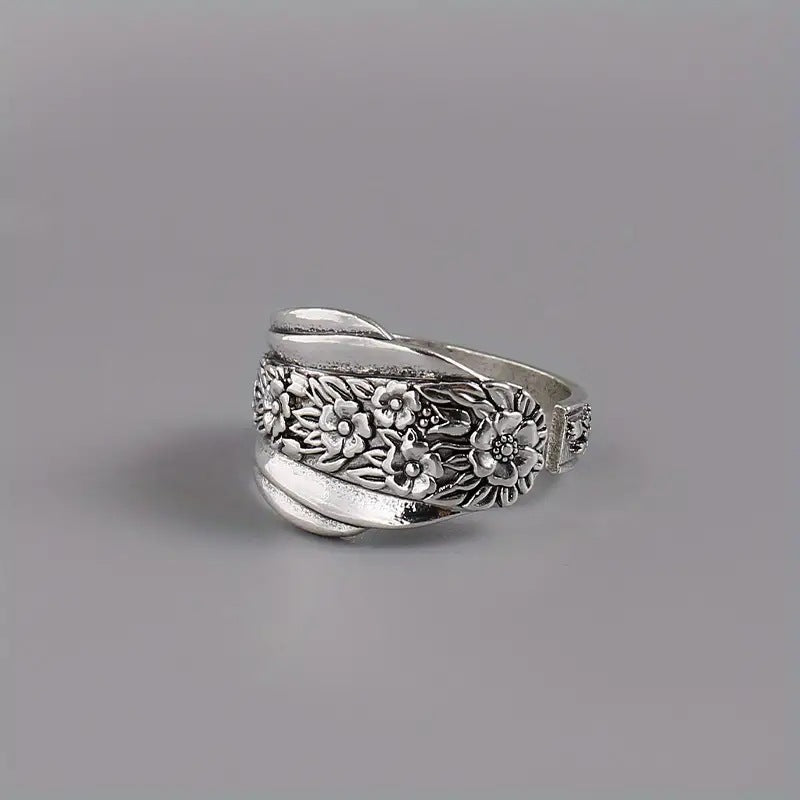 Classic Ring with Timeless Appeal