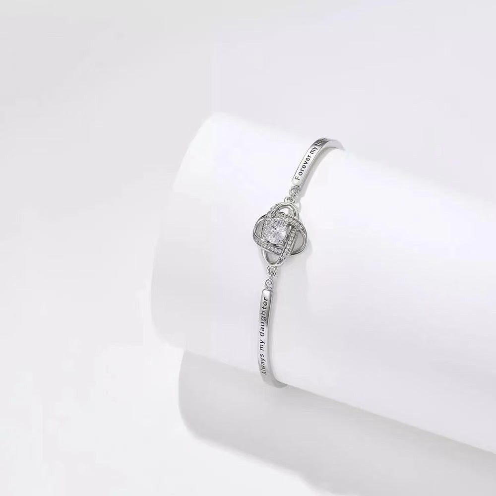 Charming Bracelet for Any Occasion