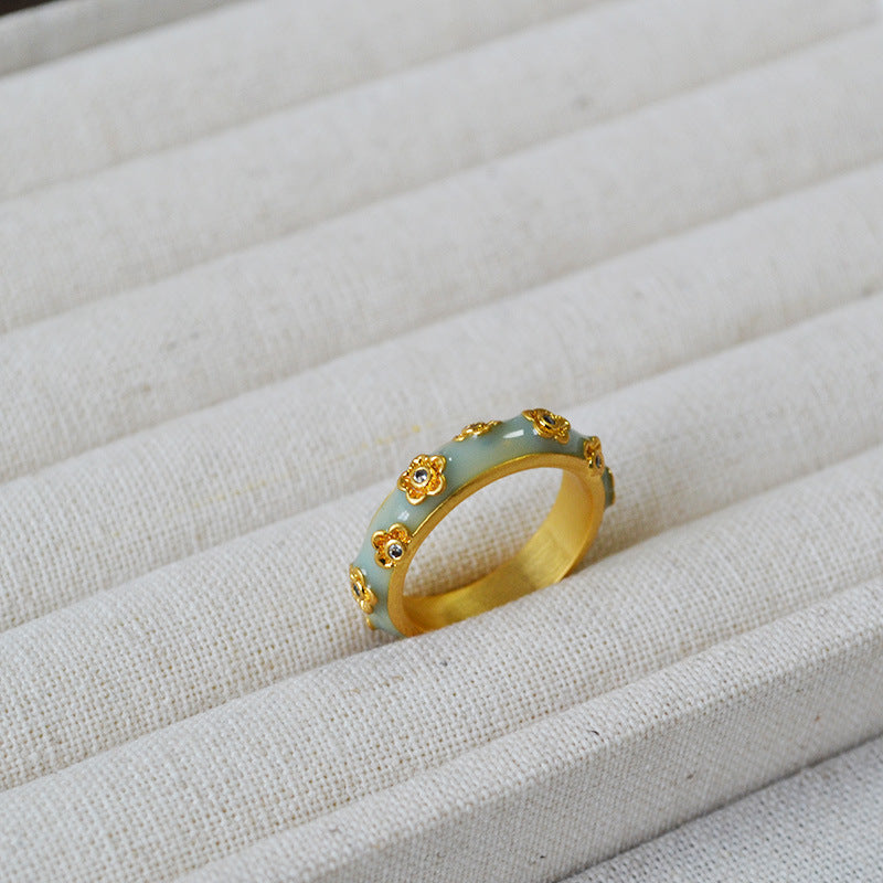 Beautiful Gold Ring with Unique Style