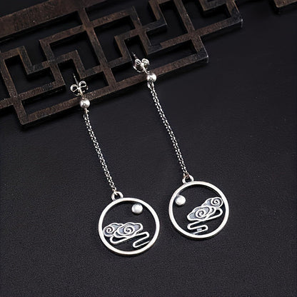 Charming Earring for Any Occasion