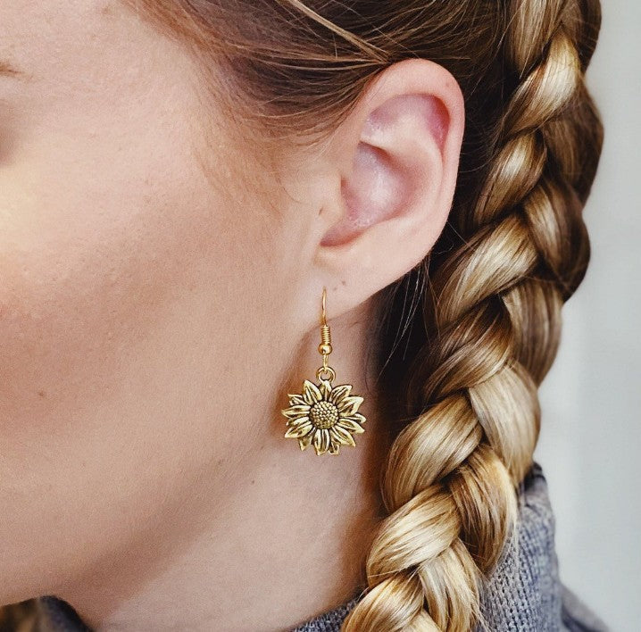 Vintage Handmade Earring