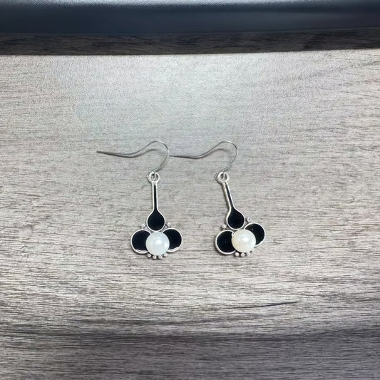 Vintage Handmade Pearl Earring