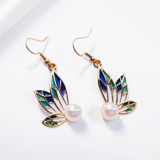 Classic Pearl Earring with Timeless Appeal