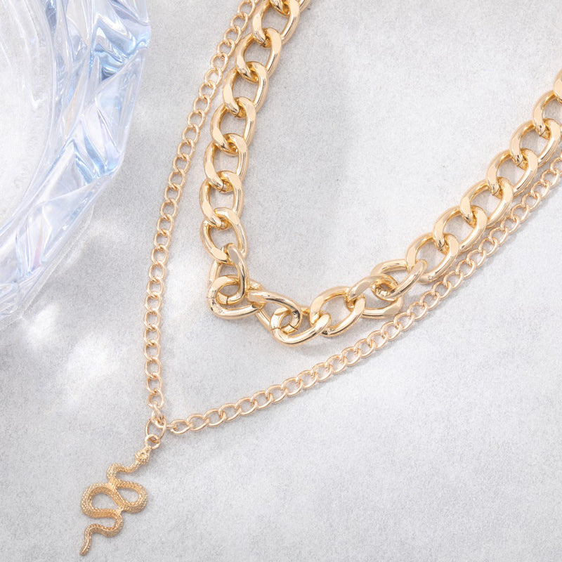 Beautiful Gold Necklace with Unique Style