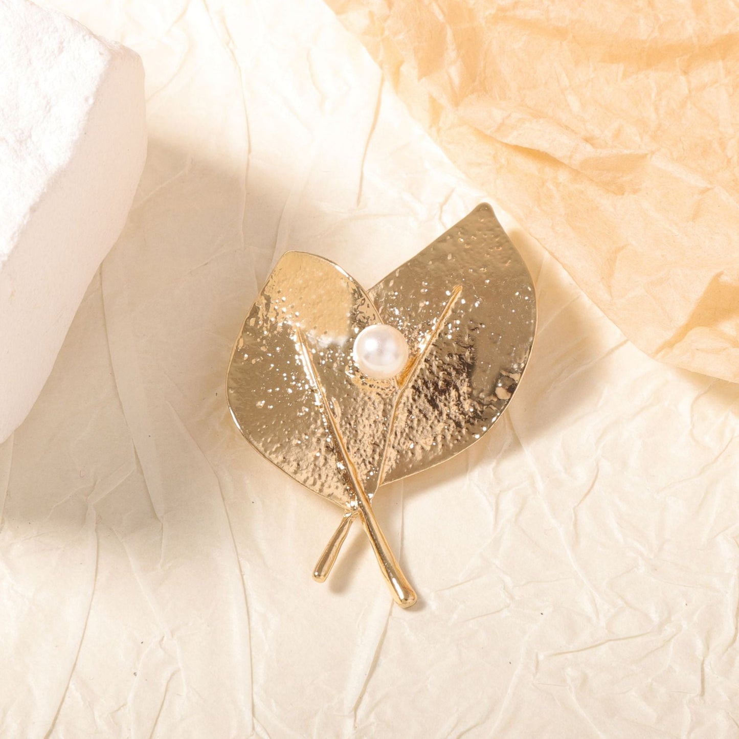 Charming Pearl Piece for Any Occasion
