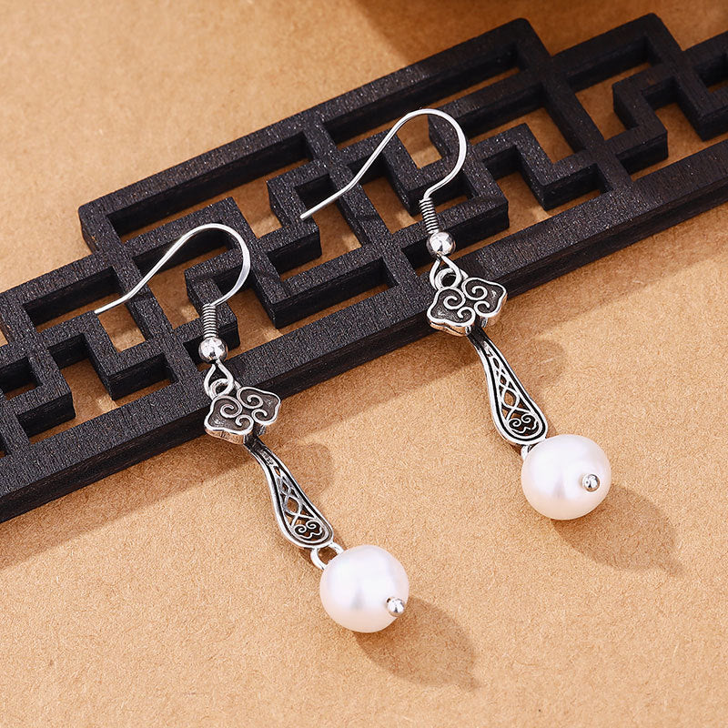 Vintage Handmade Silver Earring