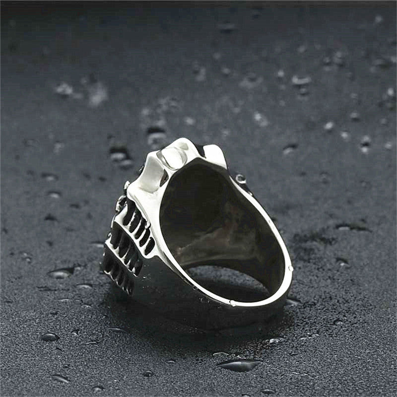 Classic Ring with Timeless Appeal