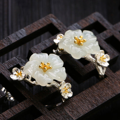 Beautiful Silver Necklace with Unique Style