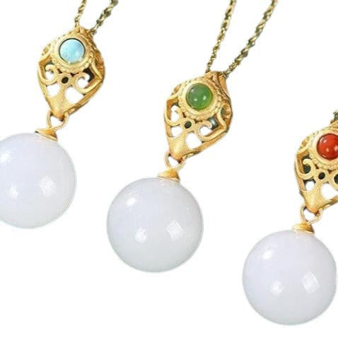 Beautiful Gold Necklace with Unique Style