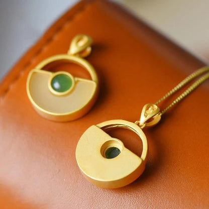 Stunning Gold Necklace for Daily Wear
