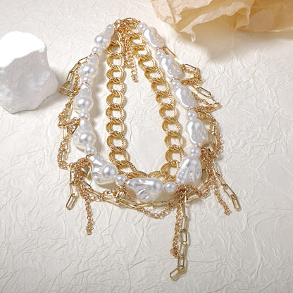 Beautiful Pearl Necklace with Unique Style
