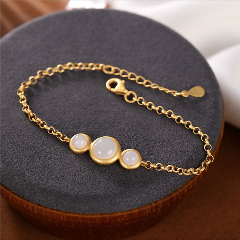 Beautiful Silver Bracelet with Unique Style