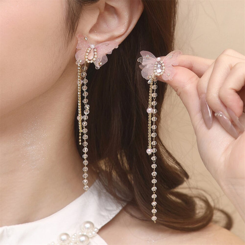 Classic Pearl Earring with Timeless Appeal