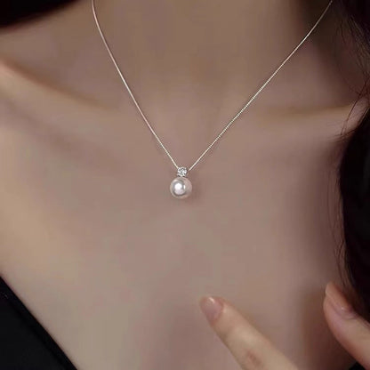 Romantic Pearl Necklace for Special Moments