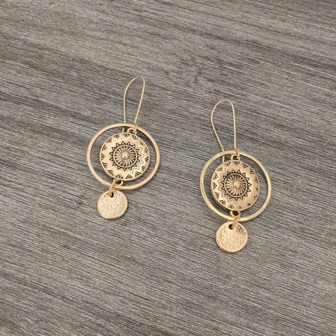 Stunning Earring for Daily Wear