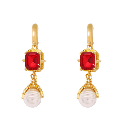 Romantic Pearl Earring for Special Moments