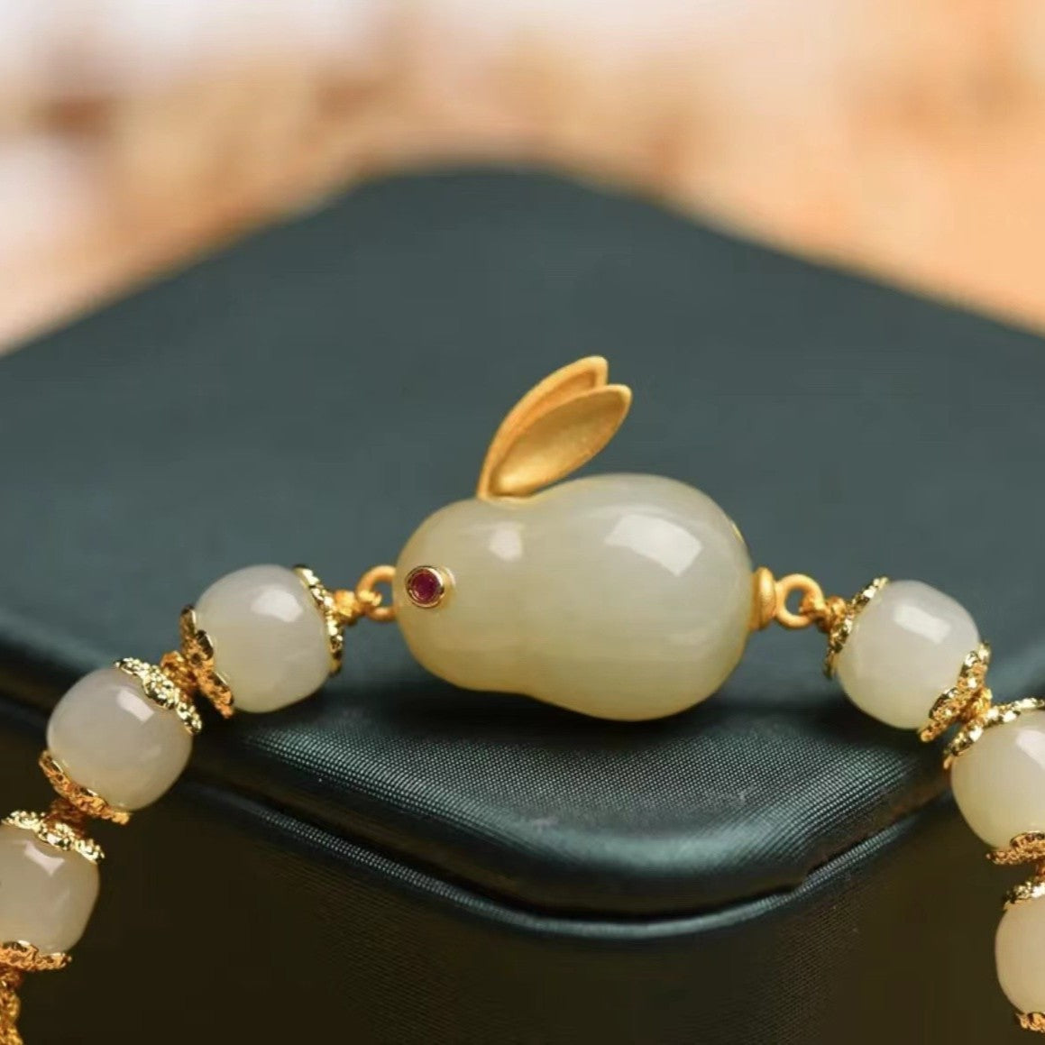 Stunning Bracelet for Daily Wear