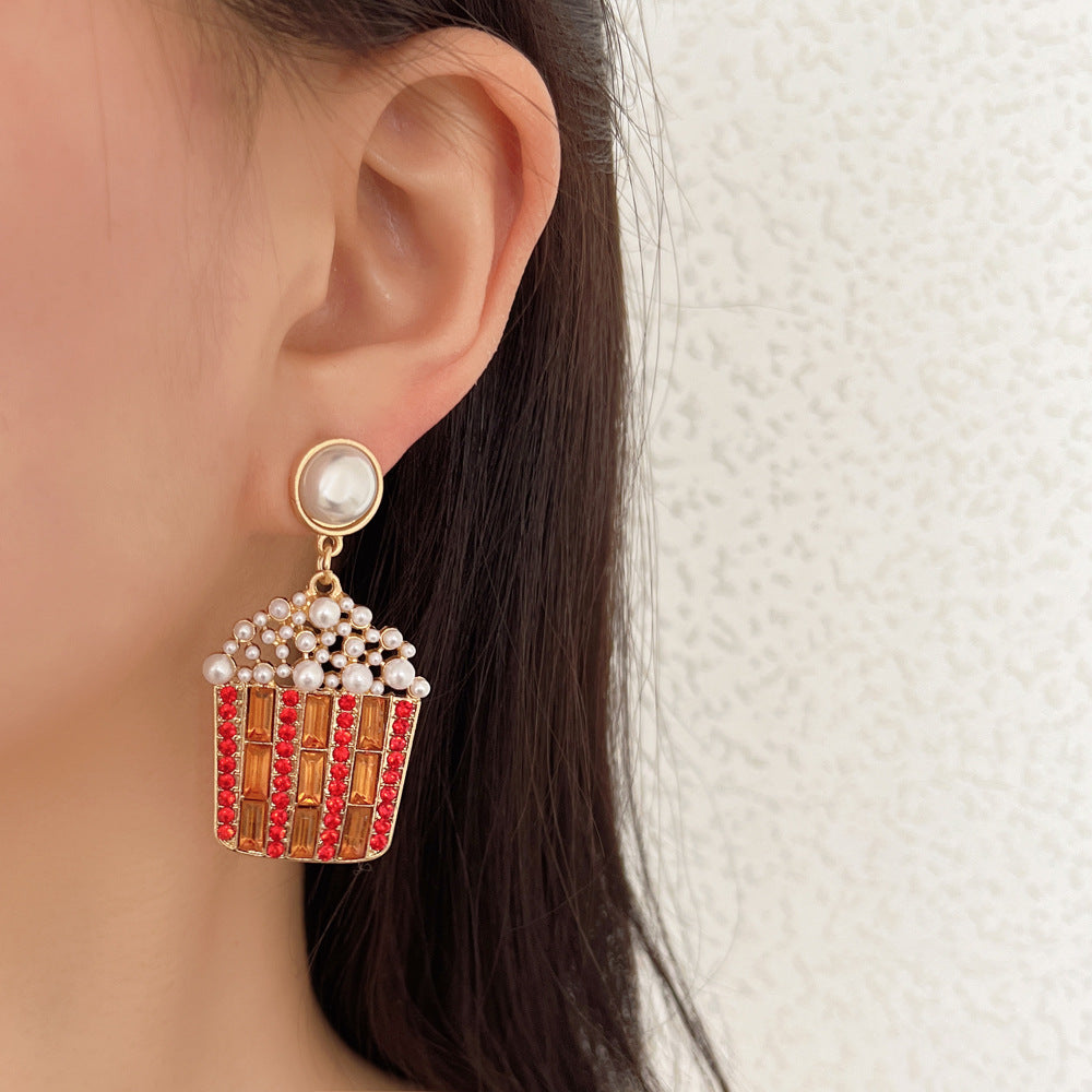 Beautiful Pearl Earring with Unique Style