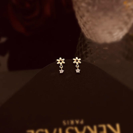 Romantic Earring for Special Moments
