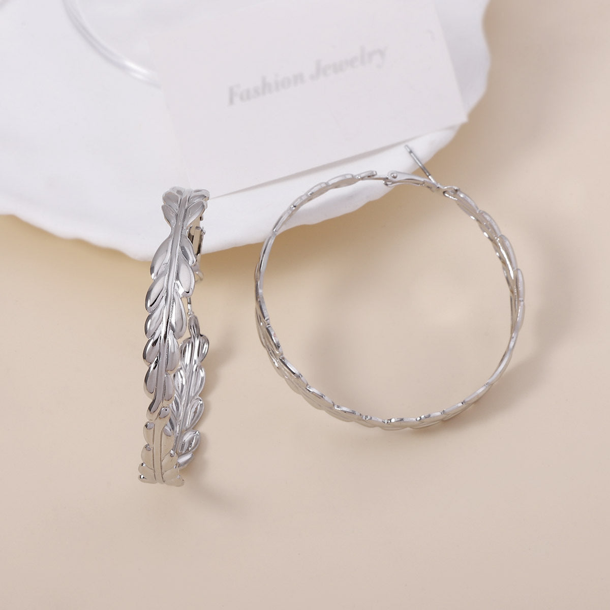 Beautiful Gold Earring with Unique Style
