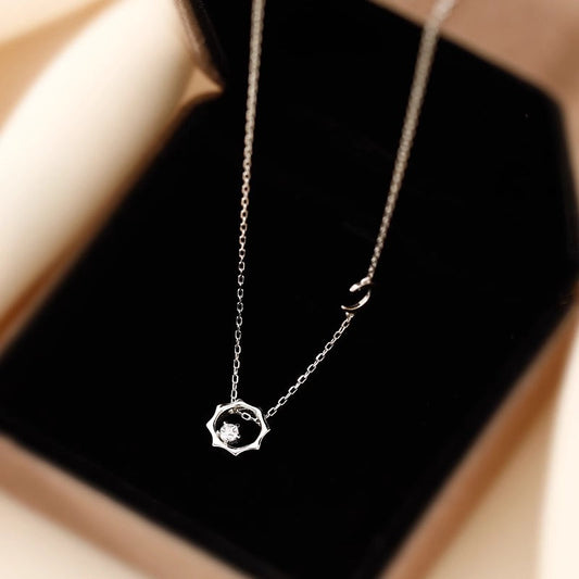 Stunning Necklace for Daily Wear