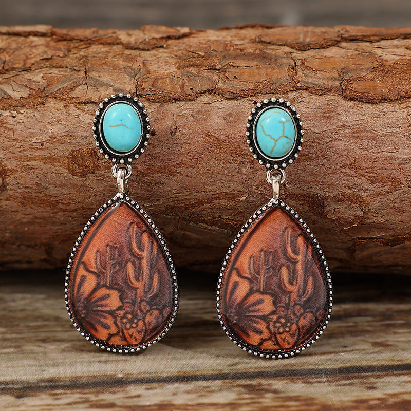 Classic Earring with Timeless Appeal