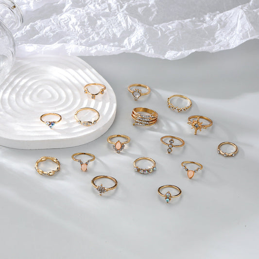 Beautiful Gold Set with Unique Style