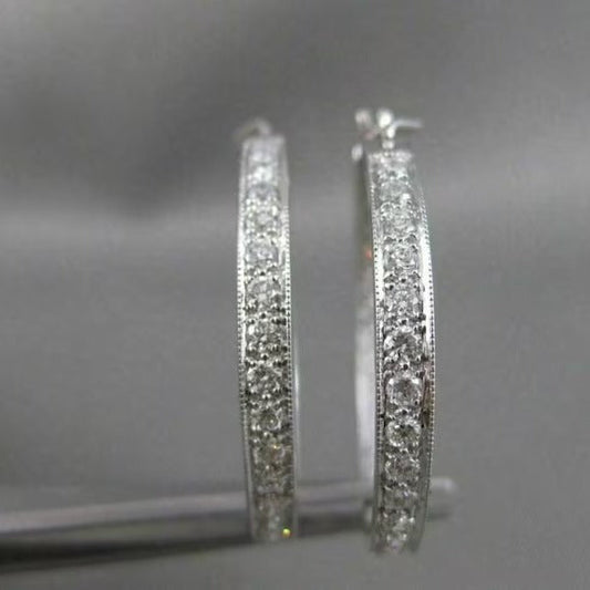 Classic Earring with Timeless Appeal