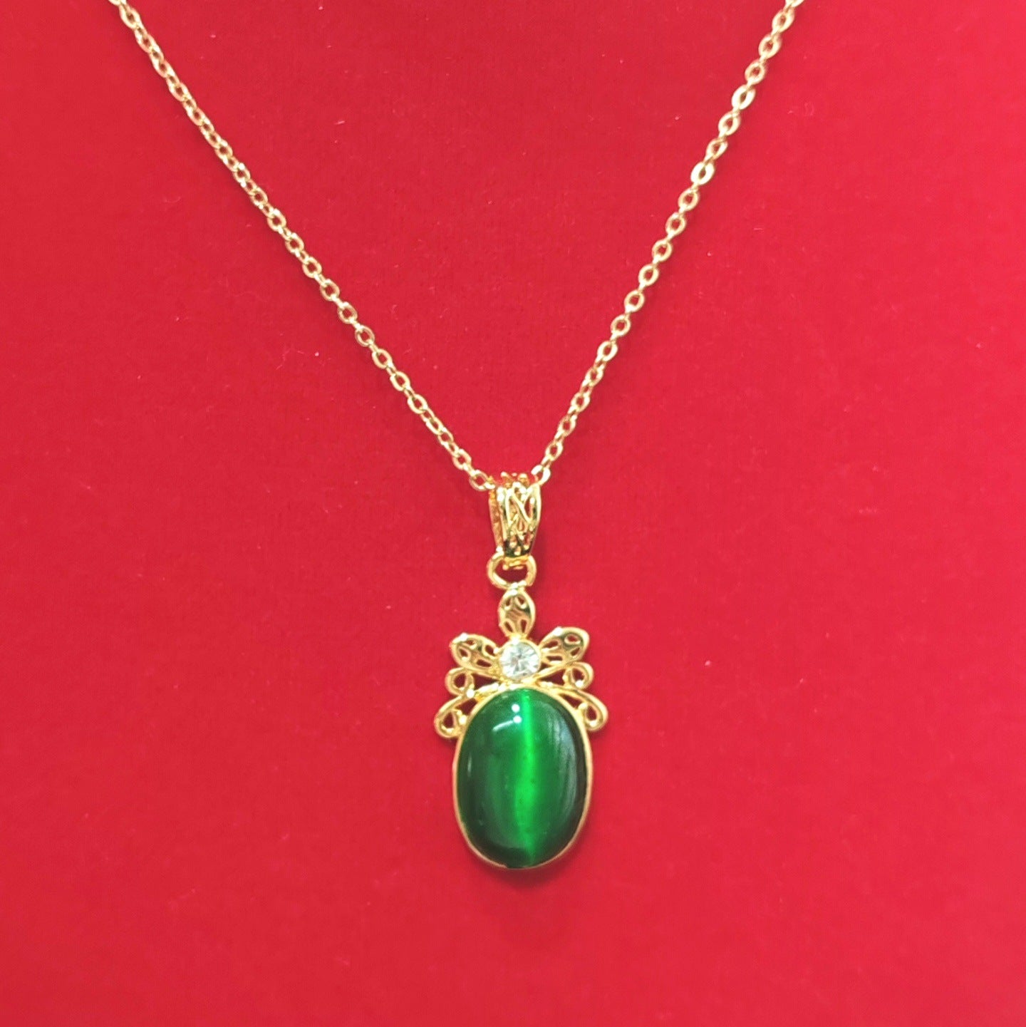 Stunning Necklace for Daily Wear