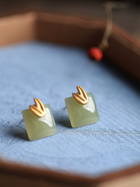 Stunning Gold Earring for Daily Wear