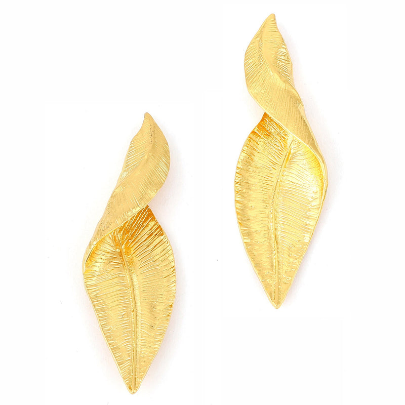 Beautiful Gold Earring with Unique Style
