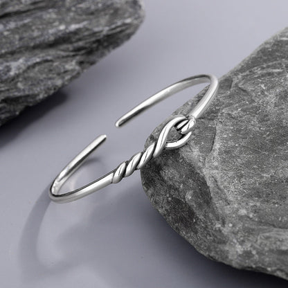 Classic Bracelet with Timeless Appeal