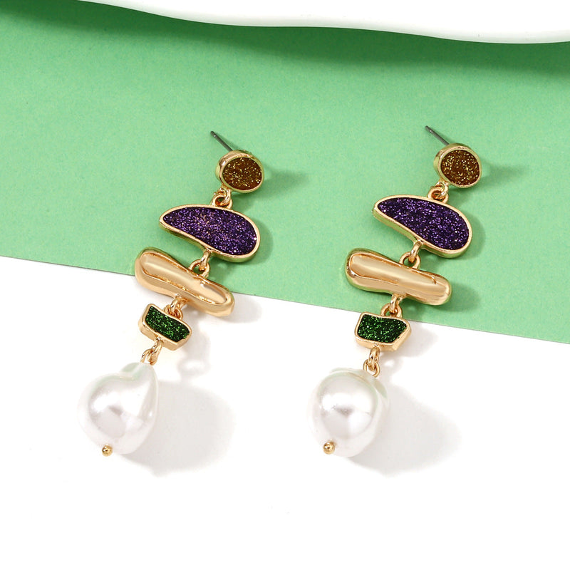 Classic Pearl Earring with Timeless Appeal