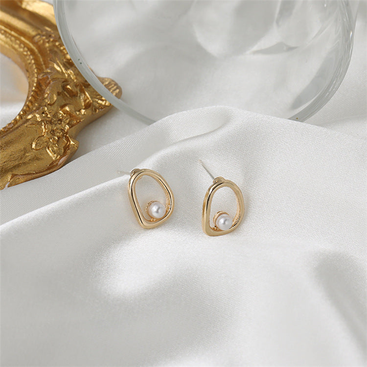 Vintage Handmade Pearl Earring