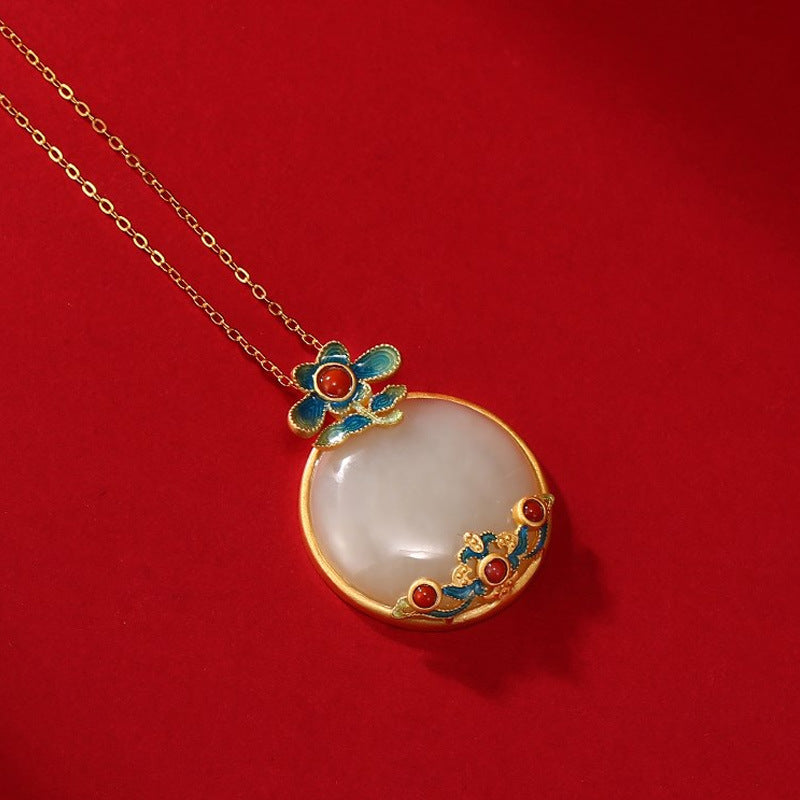 Beautiful Gold Necklace with Unique Style