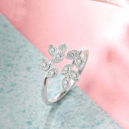 Romantic Gold Ring for Special Moments
