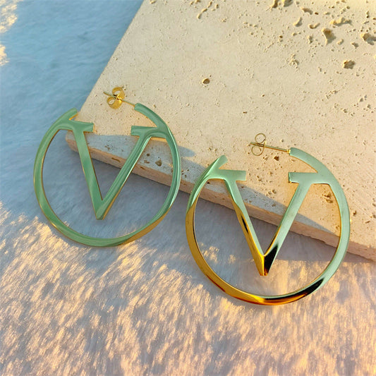 Stunning Earring for Daily Wear