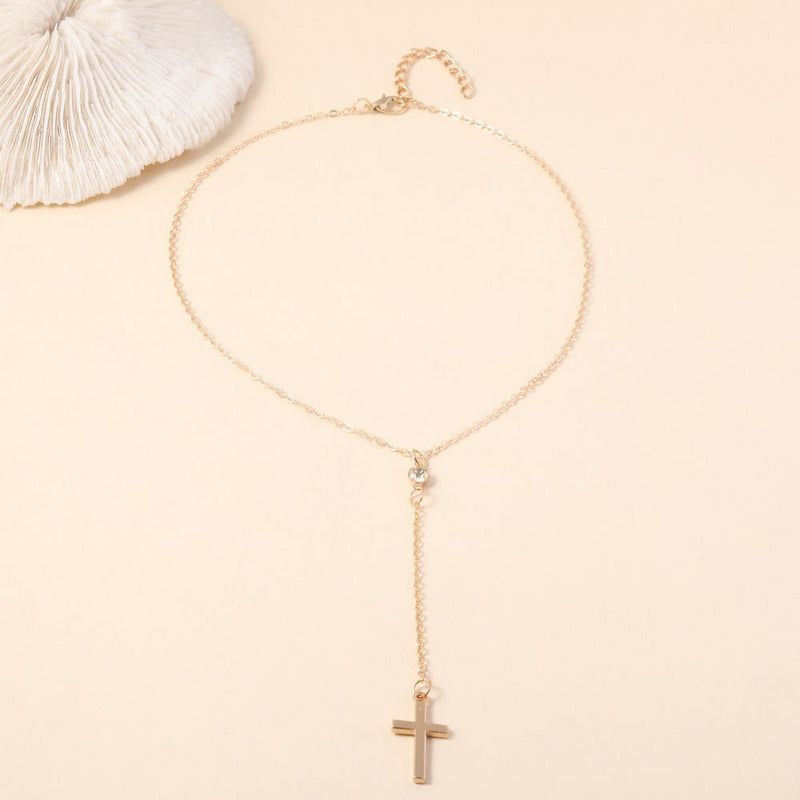 Beautiful Gold Necklace with Unique Style