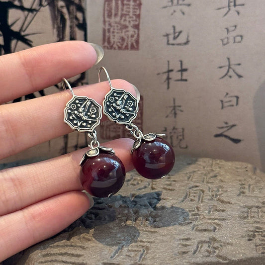 Classic Silver Earring with Timeless Appeal