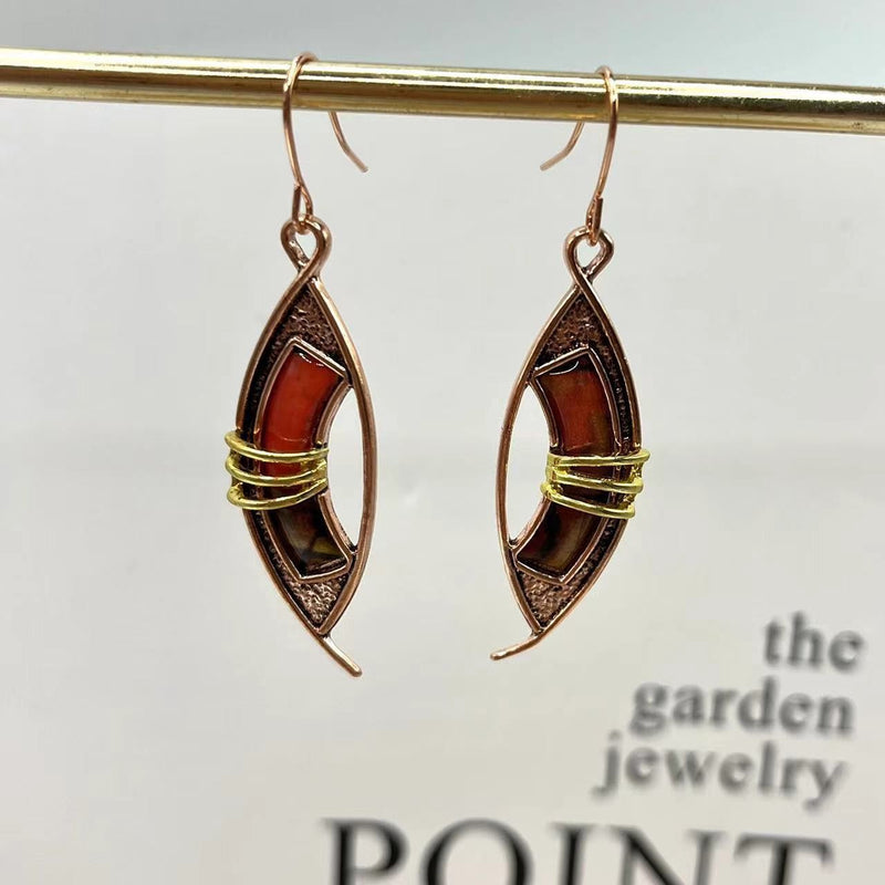 Charming Earring for Any Occasion