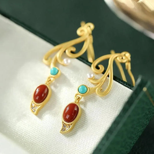 Beautiful Gold Earring with Unique Style