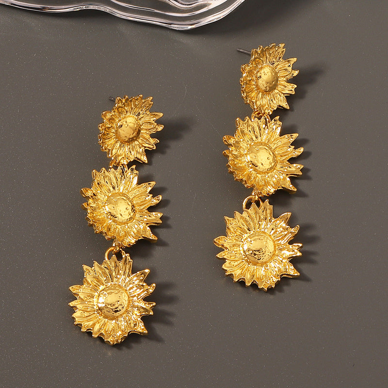 Classic Earring with Timeless Appeal