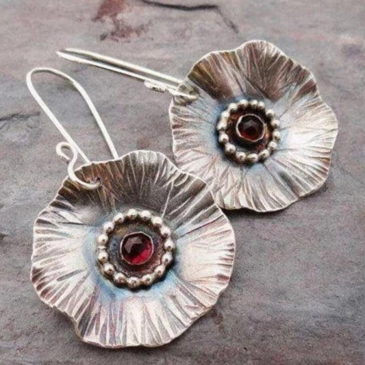 Elegant Silver Earring for Every Occasion