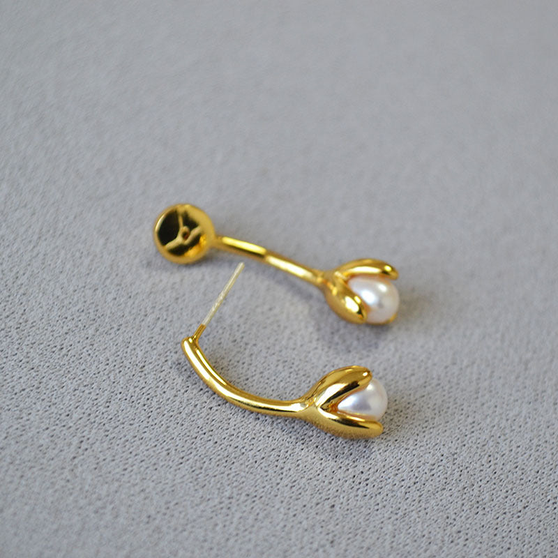 Charming Pearl Earring for Any Occasion