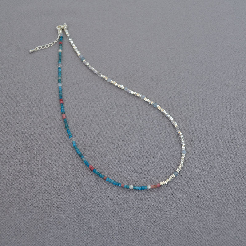 Romantic Silver Necklace for Special Moments