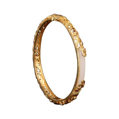 Charming Gold Bracelet for Any Occasion