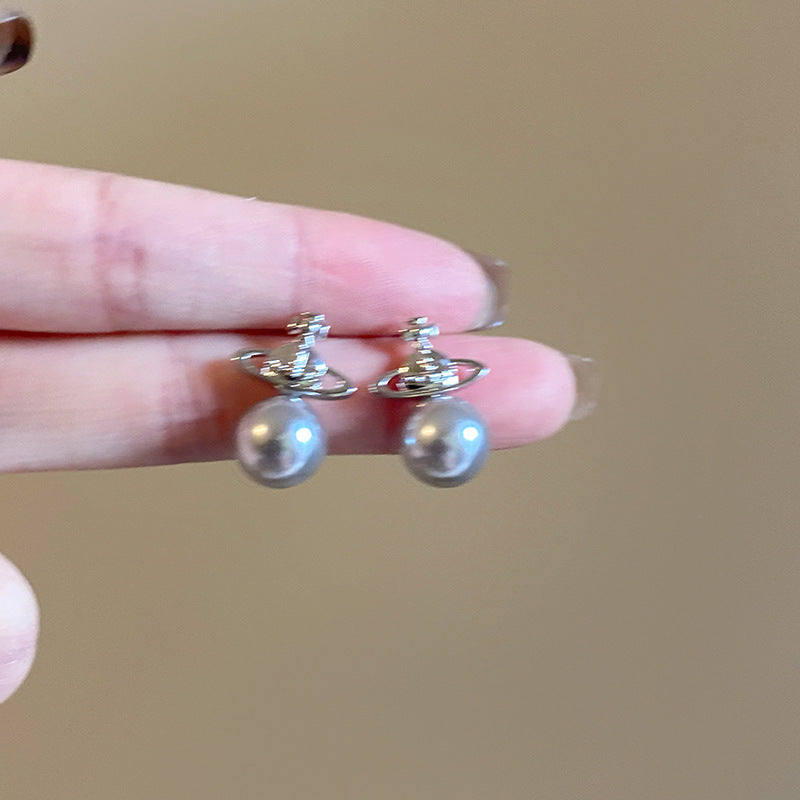 Charming Pearl Earring for Any Occasion